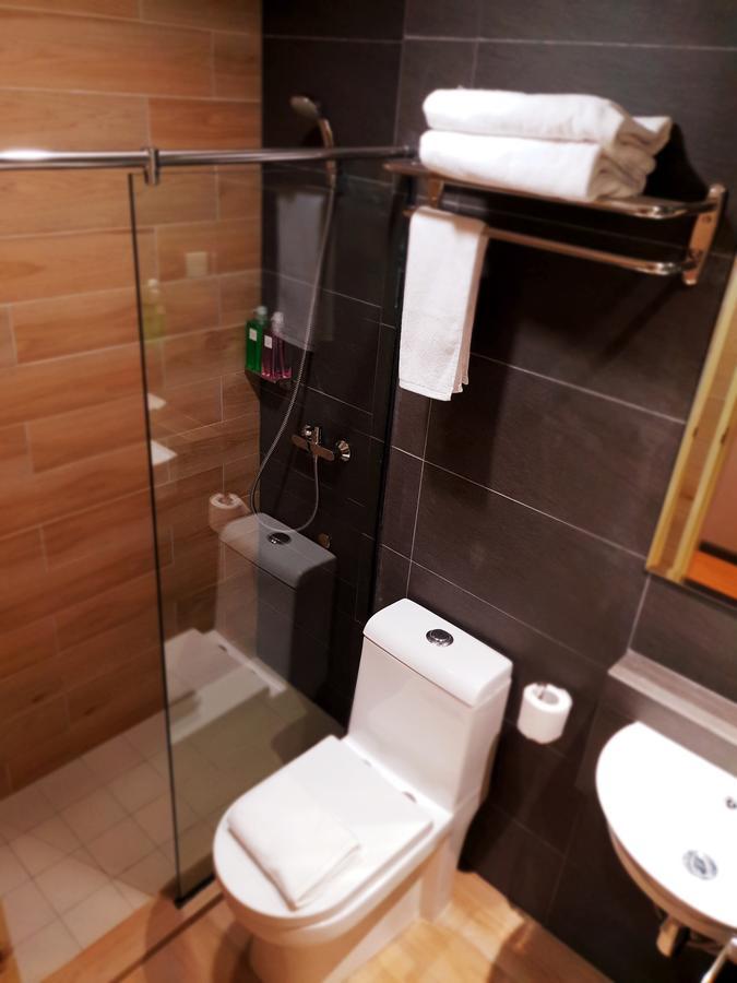 Qlio Hotel Kota Kinabalu Exteriör bild